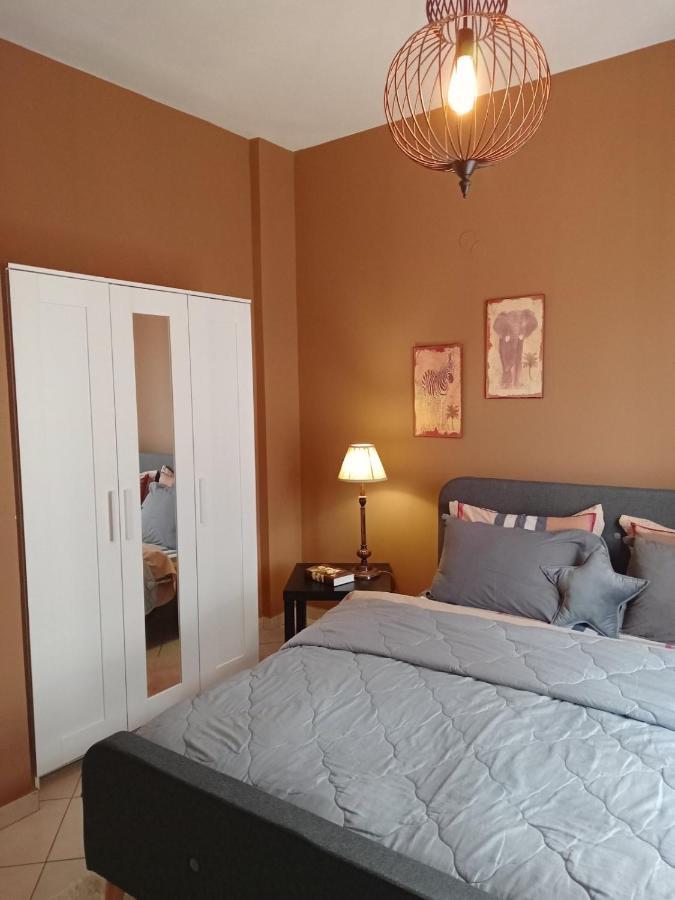 Central Artistic 2-Bedroom Apartment 79Sqm Tripoli Exteriér fotografie